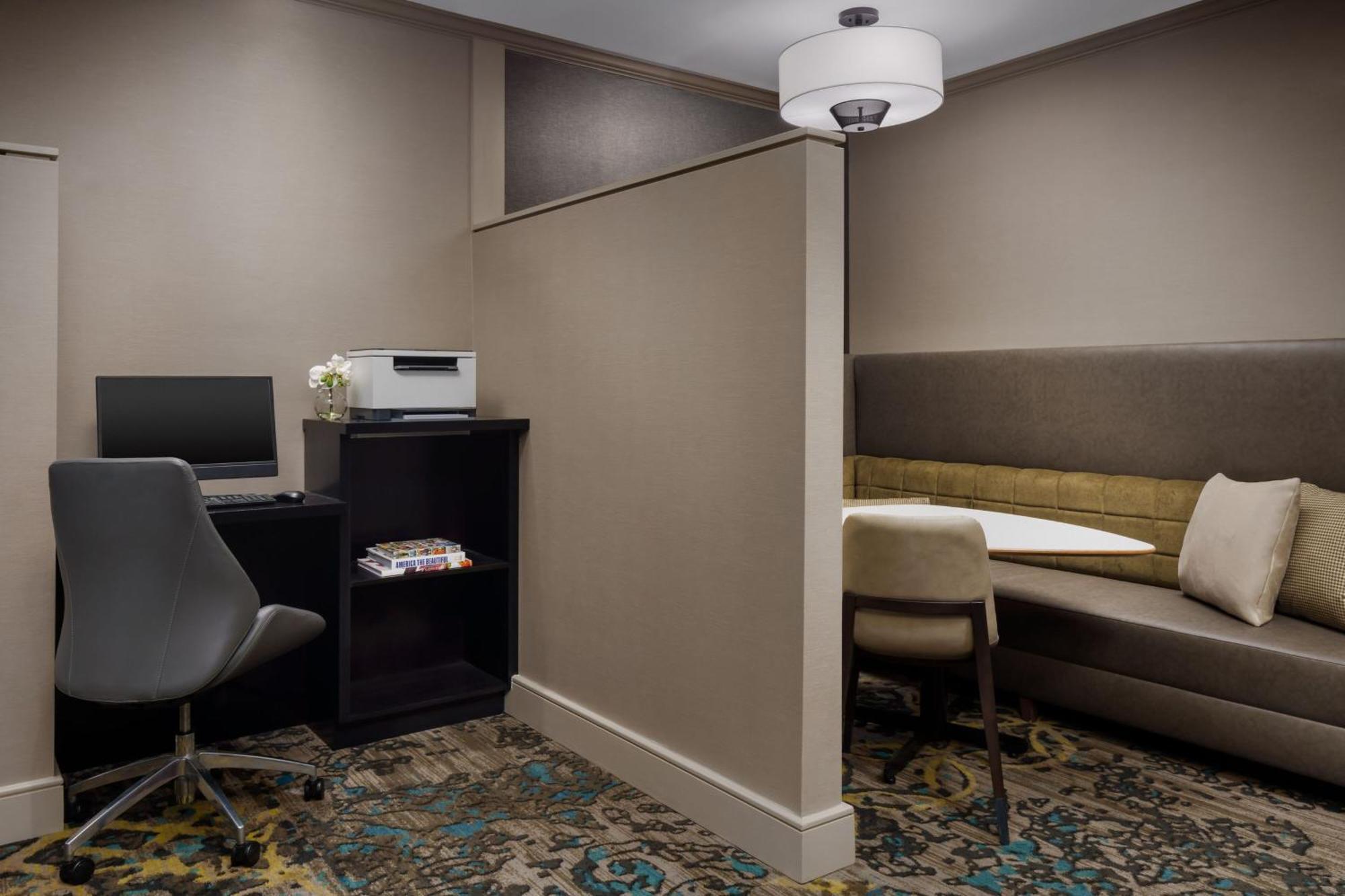 Residence Inn Boston Franklin Exterior photo