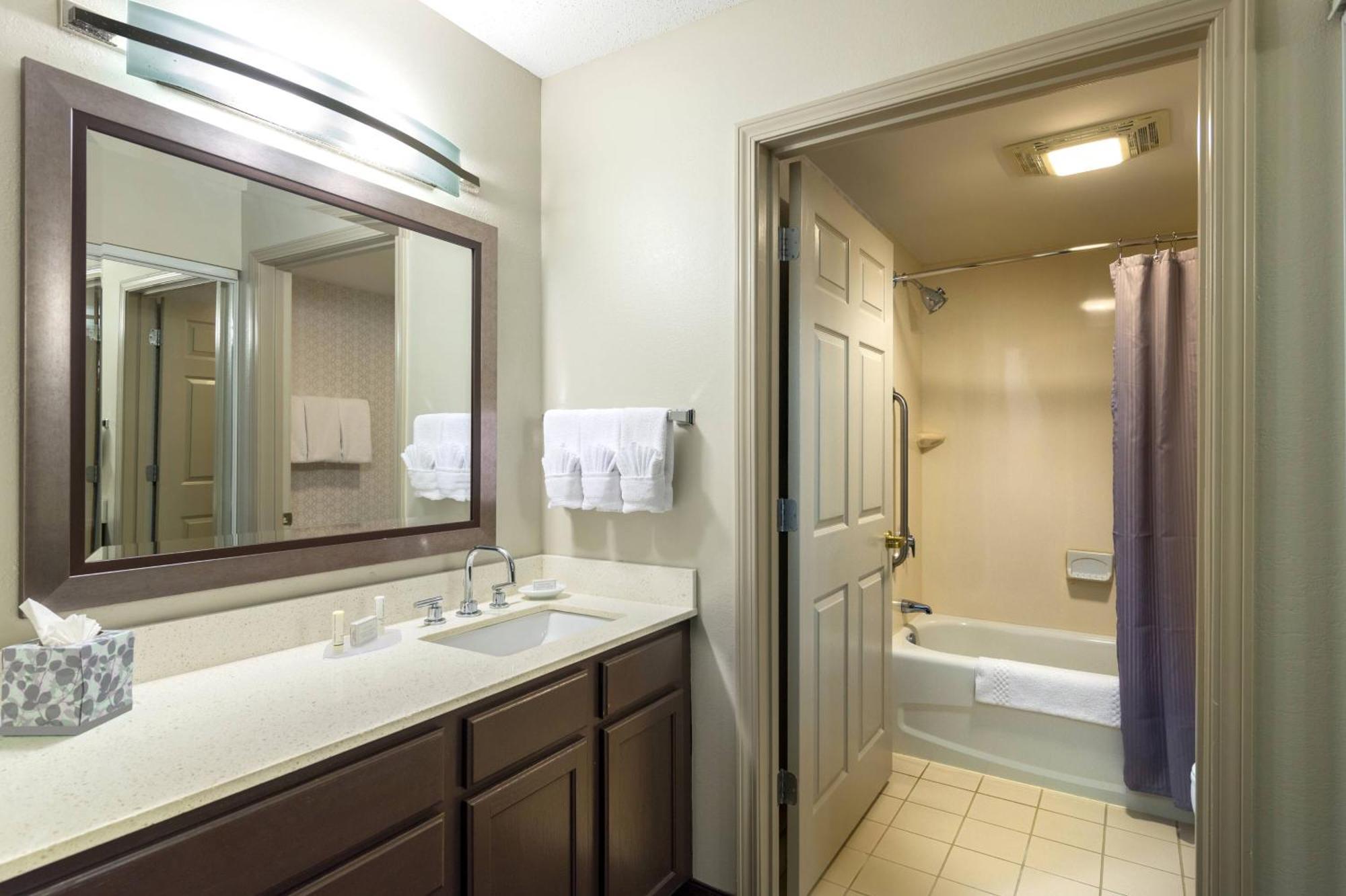 Residence Inn Boston Franklin Exterior photo