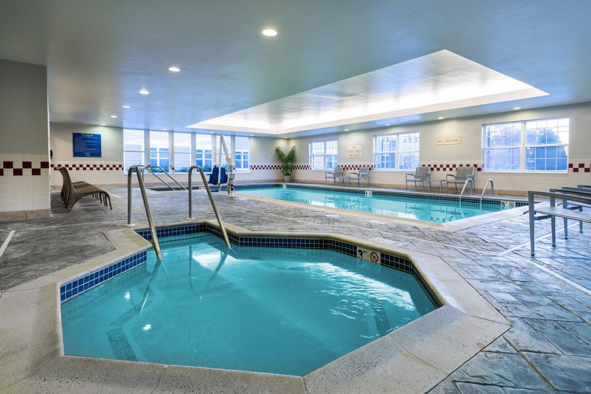 Residence Inn Boston Franklin Exterior photo